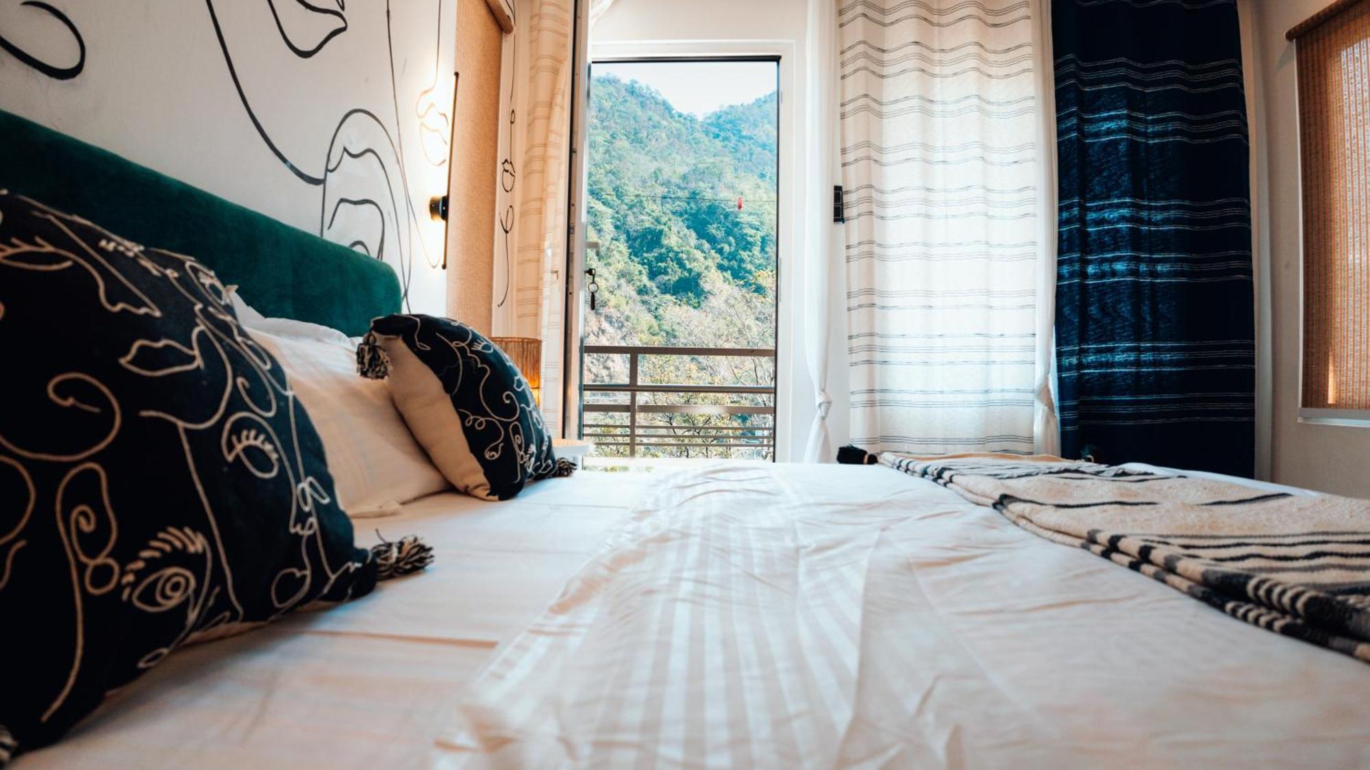 Art Bliss Hostel Ришикеш Экстерьер фото